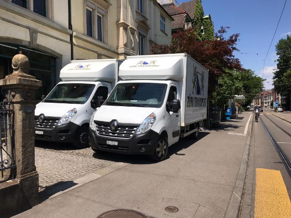 Qualitätiver Schweizer Umzug Umzugswagen Dierikon